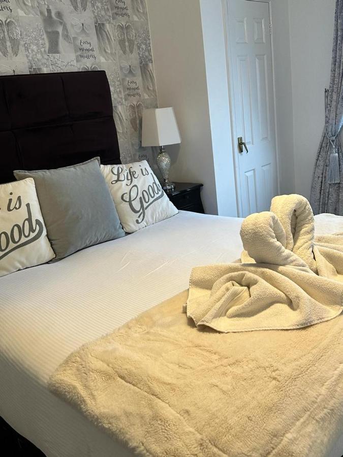 The Swan Inn Salisbury Wilton  Eksteriør bilde